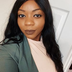 Meet your Posher, Keisha